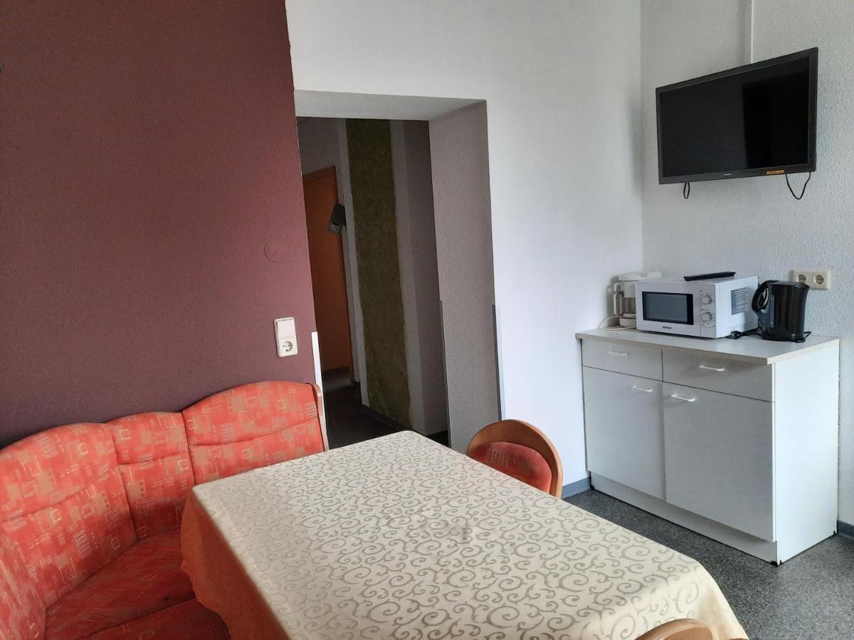 Fewo Finsterwalde Hostel Eksteriør bilde