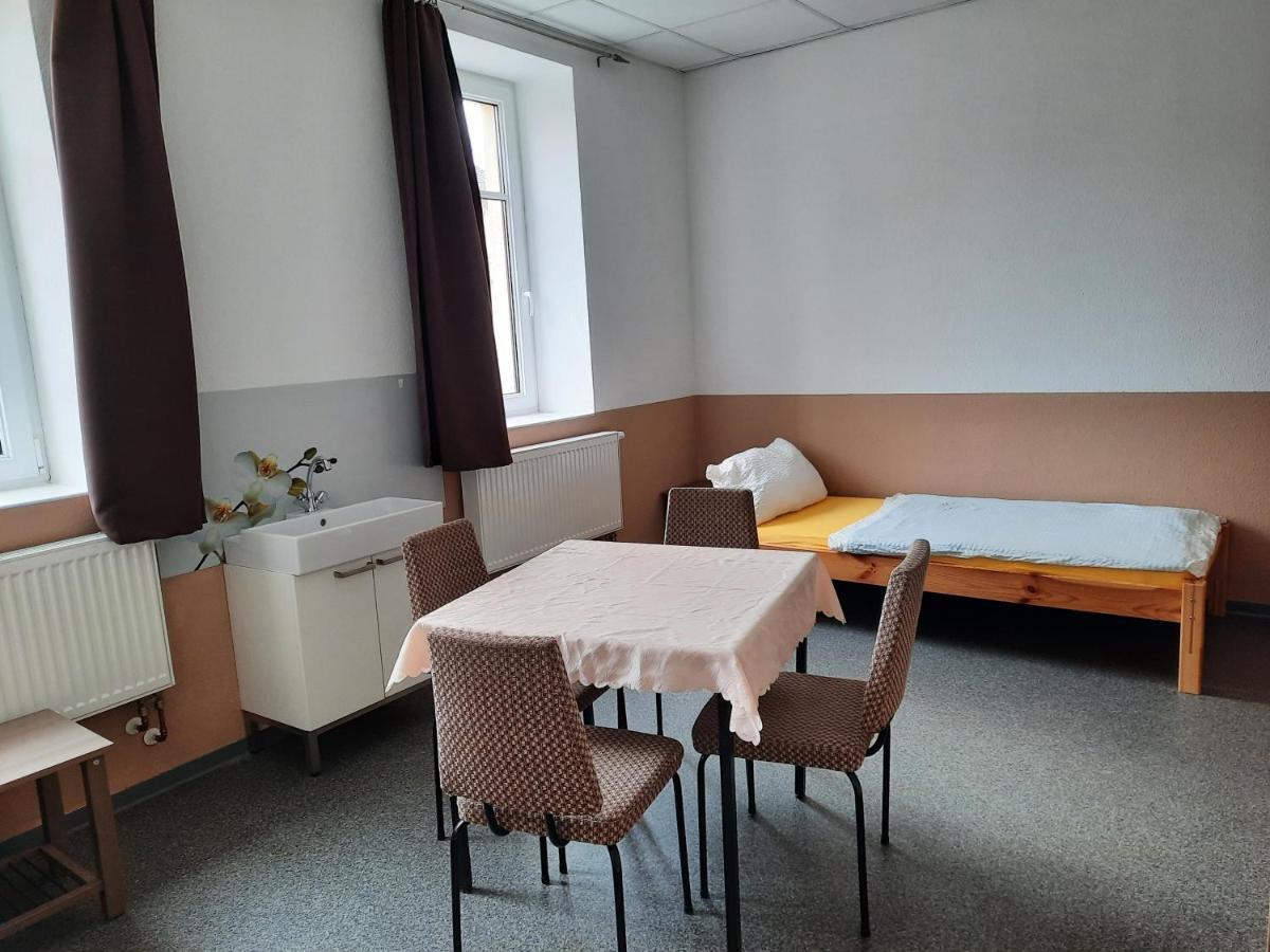 Fewo Finsterwalde Hostel Eksteriør bilde
